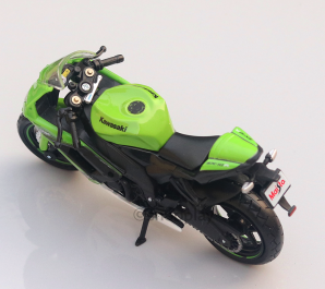 1:18 SPECIAL EDITION MOTORCYCLES WITH DISPLAY STAND - WINDOW BOX(Asstd)