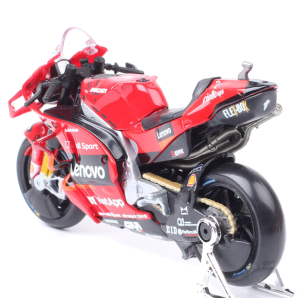 1:18 2022 Ducati Lenovo Team