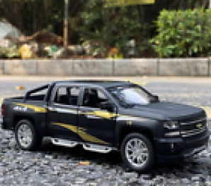 Chevrolet silverado pickup diecast