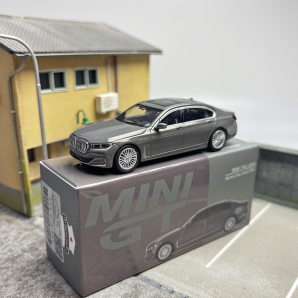 BMW 7 series 760Li die-cast car