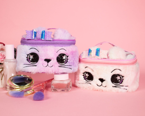 Prity animal makeup and nail set